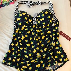 Merona XL ladies tankini top, lemon print